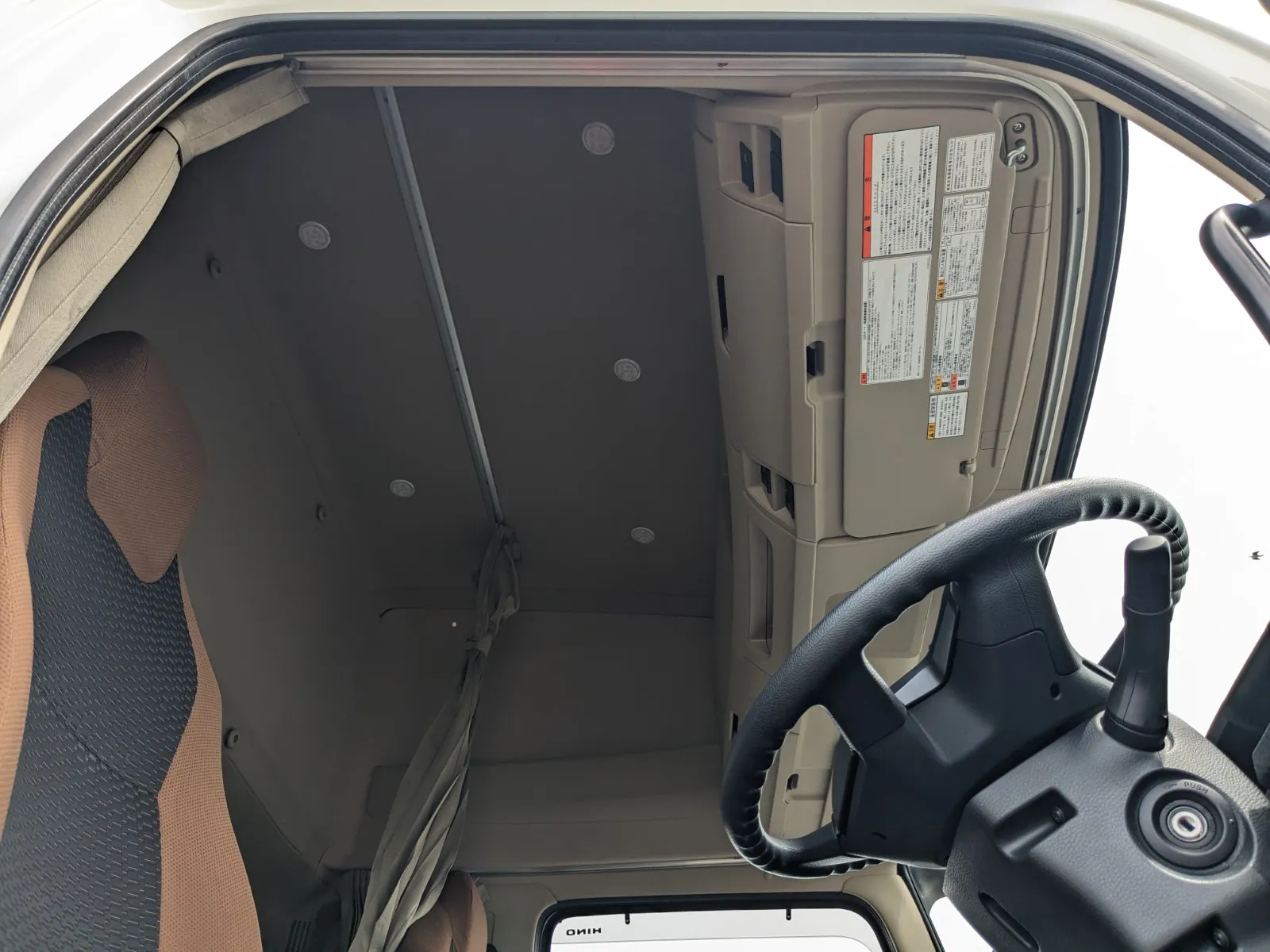 vehicle_image_20260707111317VQr0VJl3wN.webp