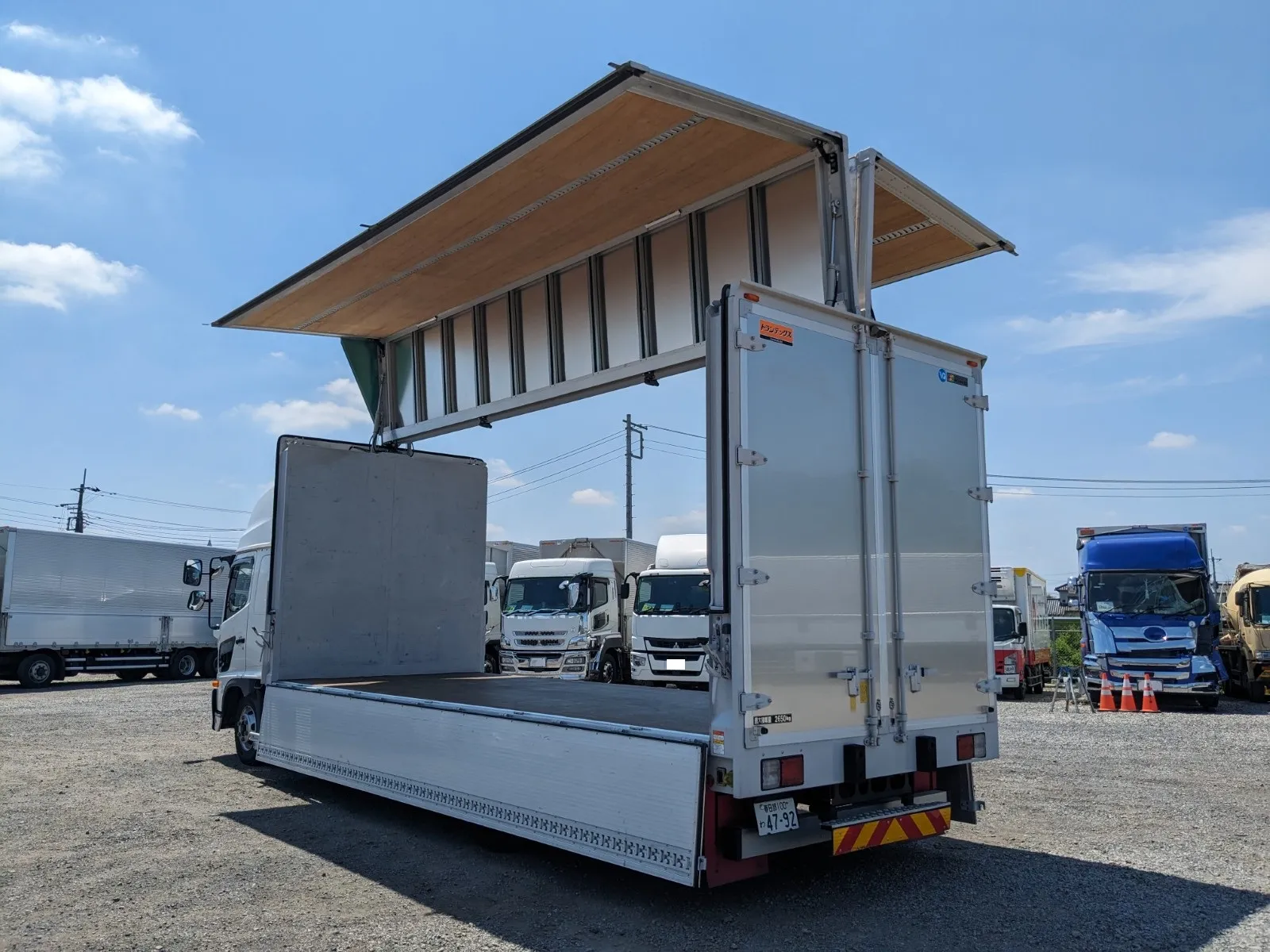 vehicle_image_202607100951478utp9cfQLv.webp