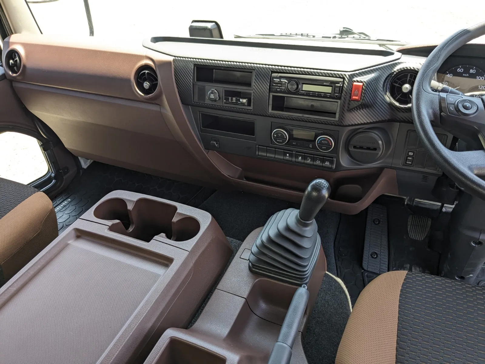 vehicle_image_20260710095148tBS2APMrKj.webp