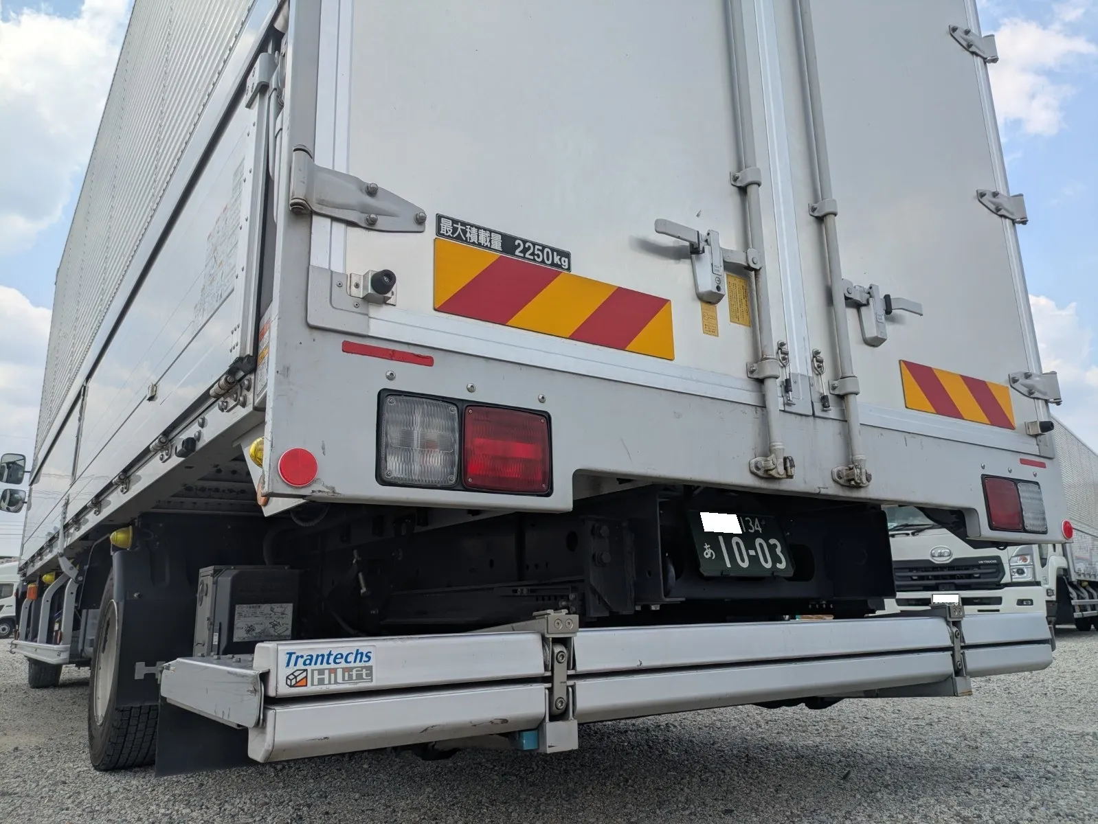 vehicle_image_20260804112752MDrwIL7B7U.webp