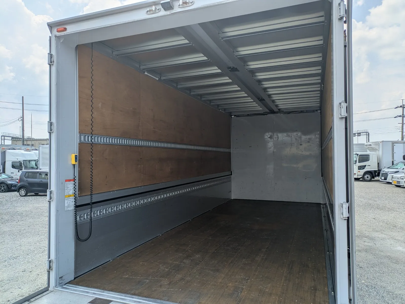 vehicle_image_20260804112757hxnrQNOxqU.webp