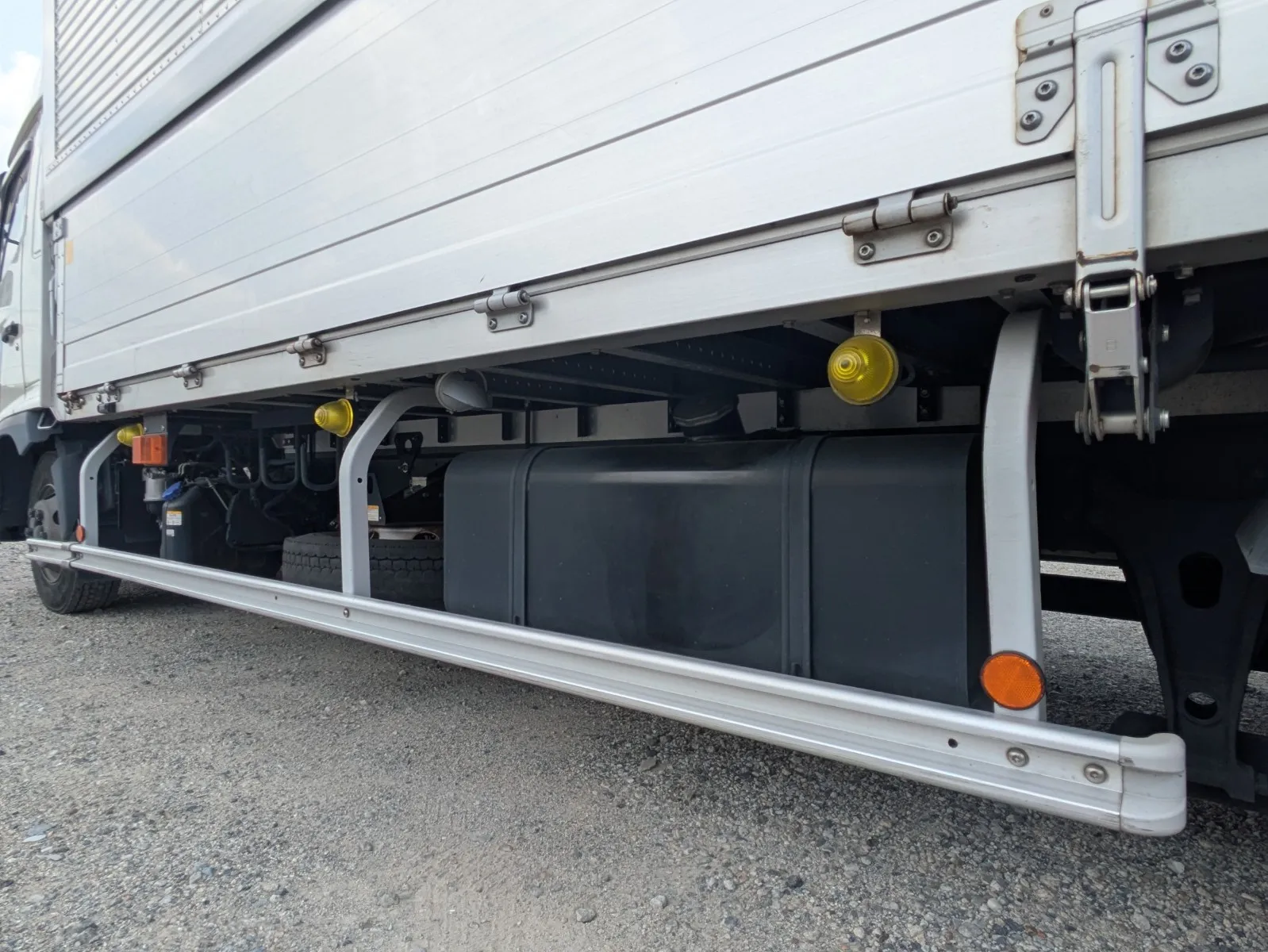 vehicle_image_20260804112759eb2cLZFlif.webp