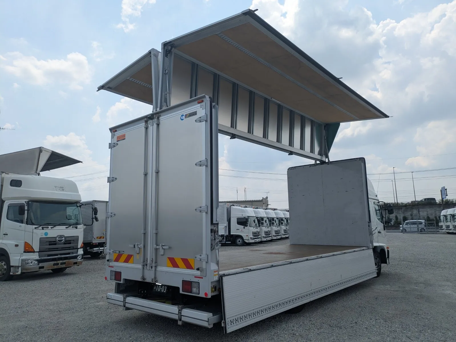 vehicle_image_2026080411280384D7H1pOoJ.webp