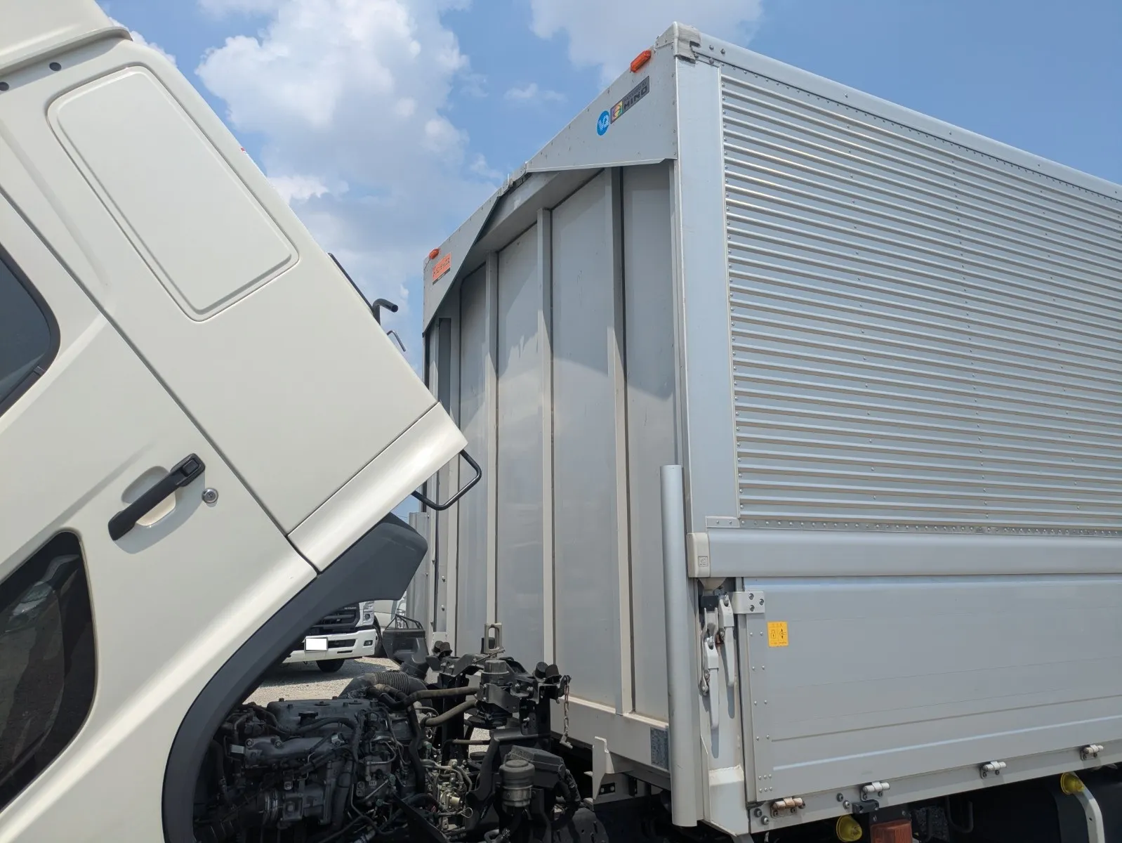 vehicle_image_20260804112807VwcfF3yJsn.webp