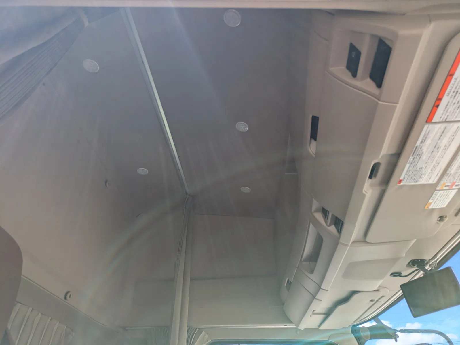 vehicle_image_20260806142632GSl1bQDIUG.webp