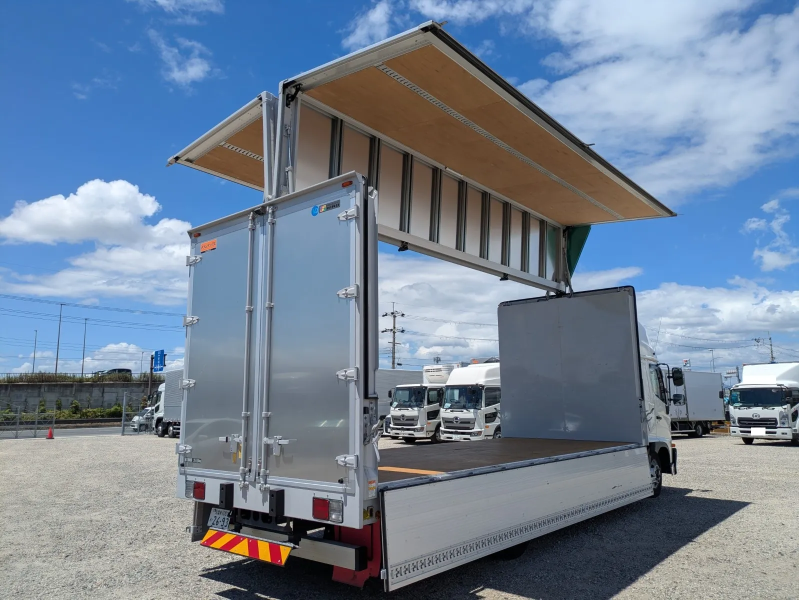 vehicle_image_20260806142632ndvHtszXxY.webp