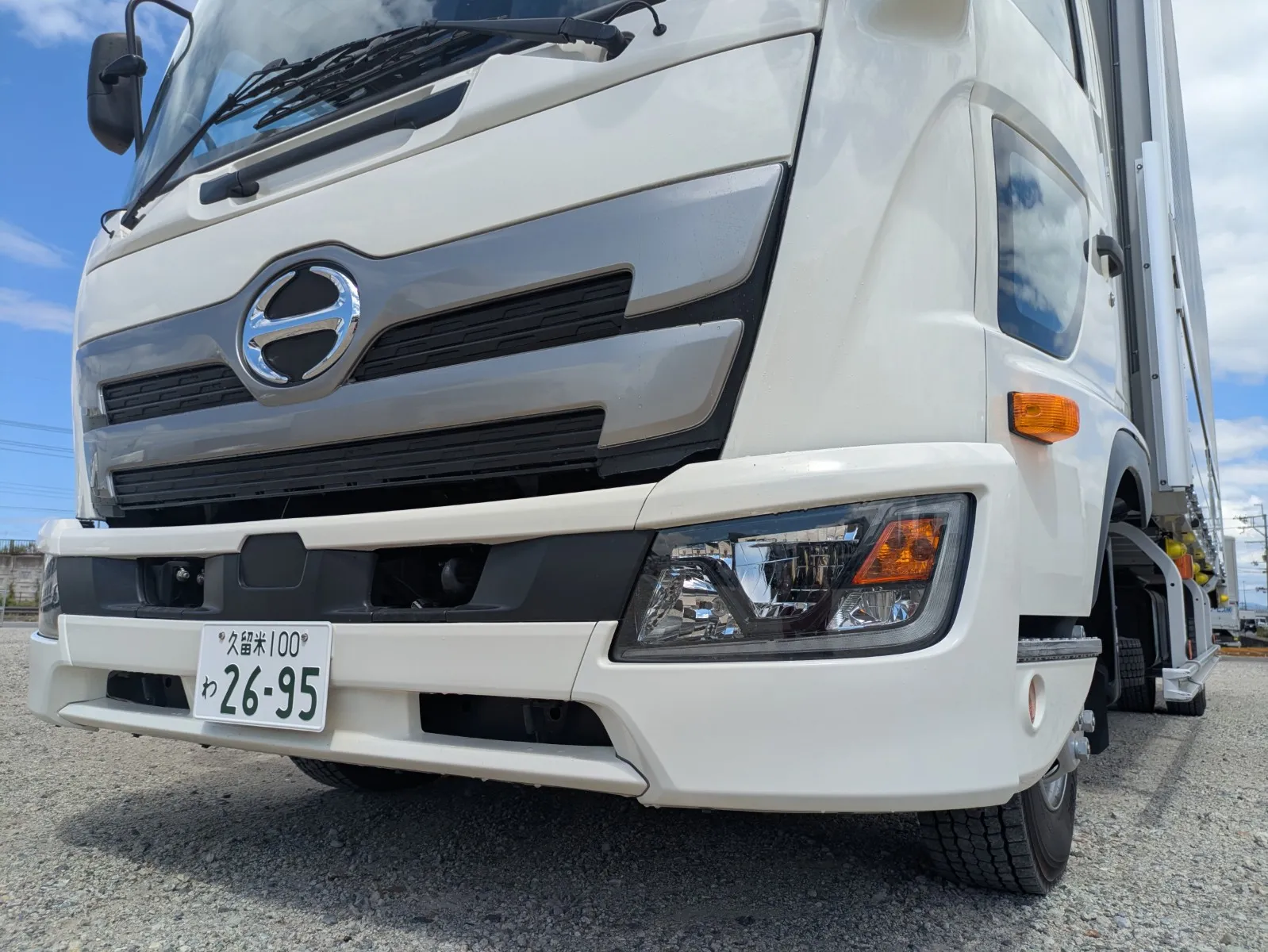 vehicle_image_202608061415287BheWhGwHw.webp