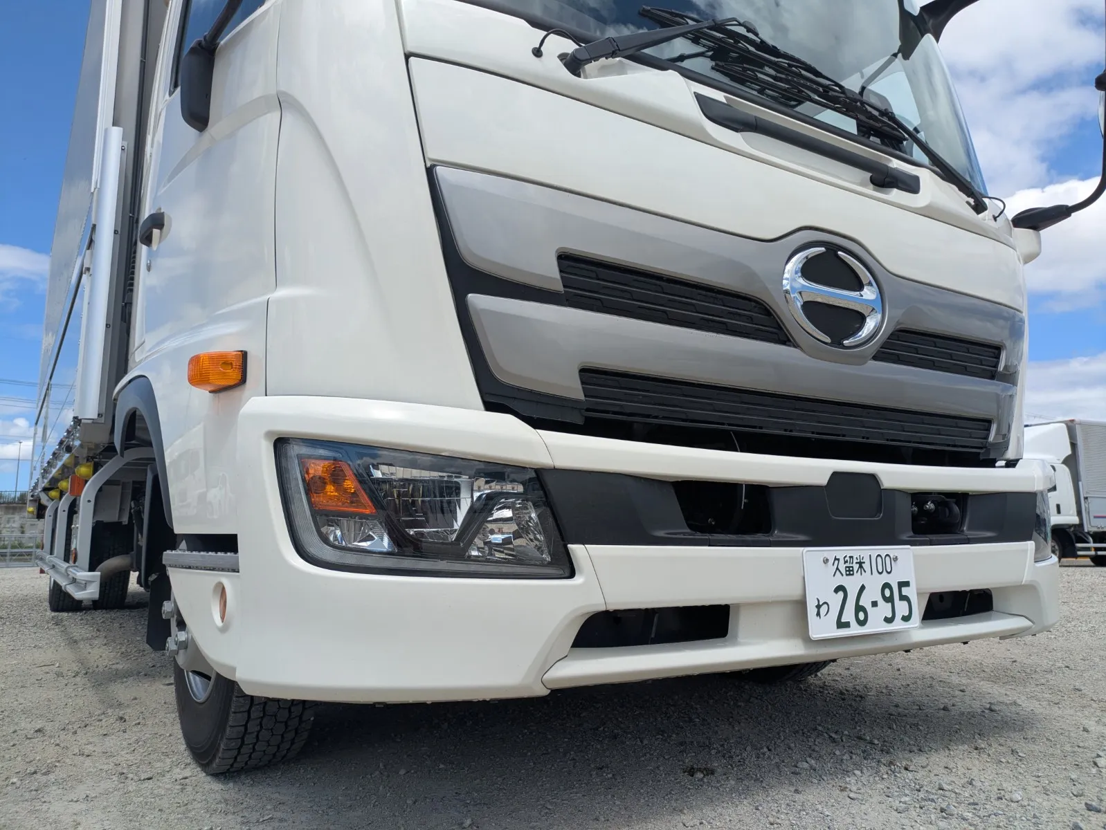 vehicle_image_20260806141528DdZNh3kyU5.webp
