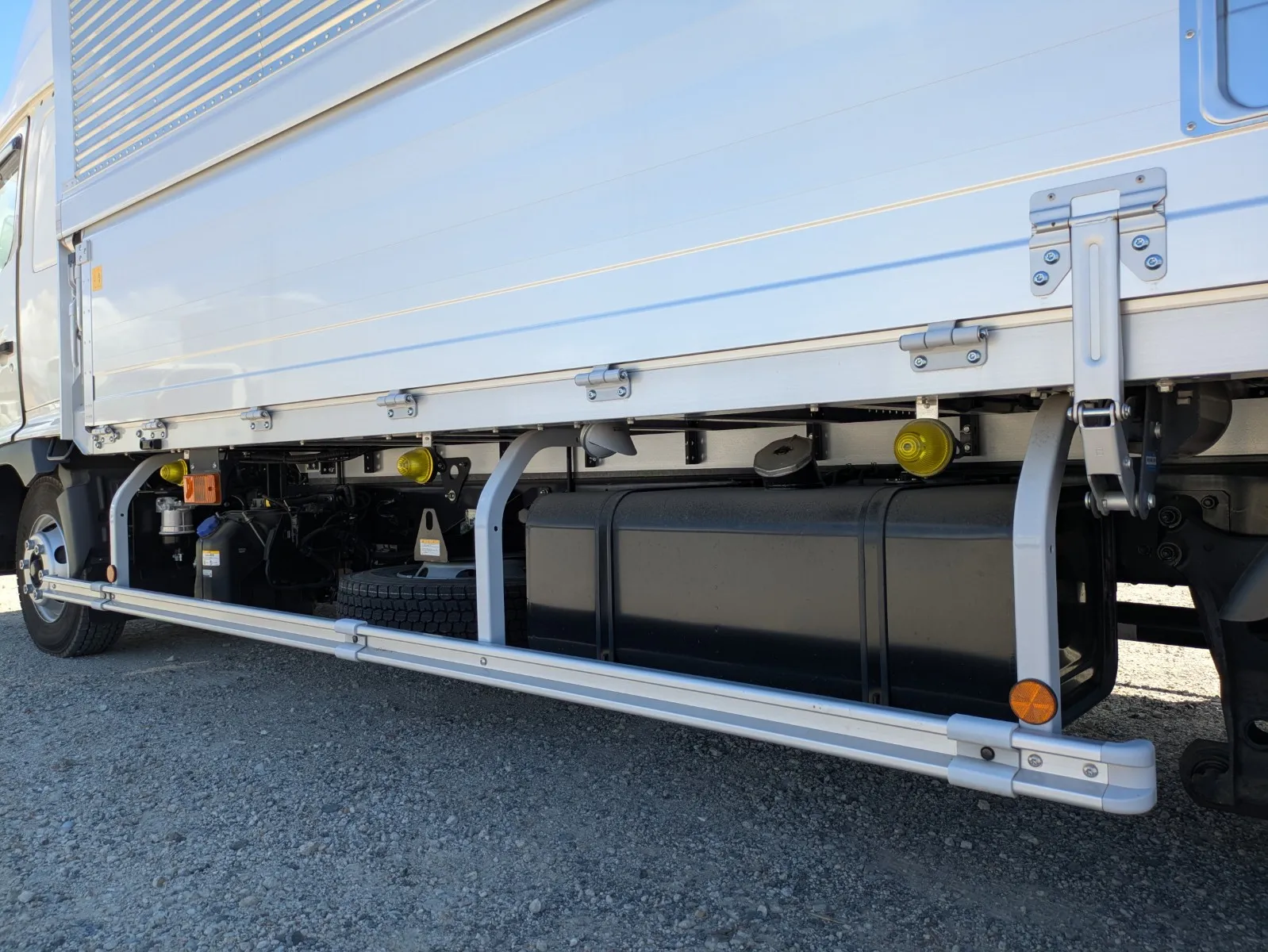 vehicle_image_20260806143701WRlwFXnXOI.webp