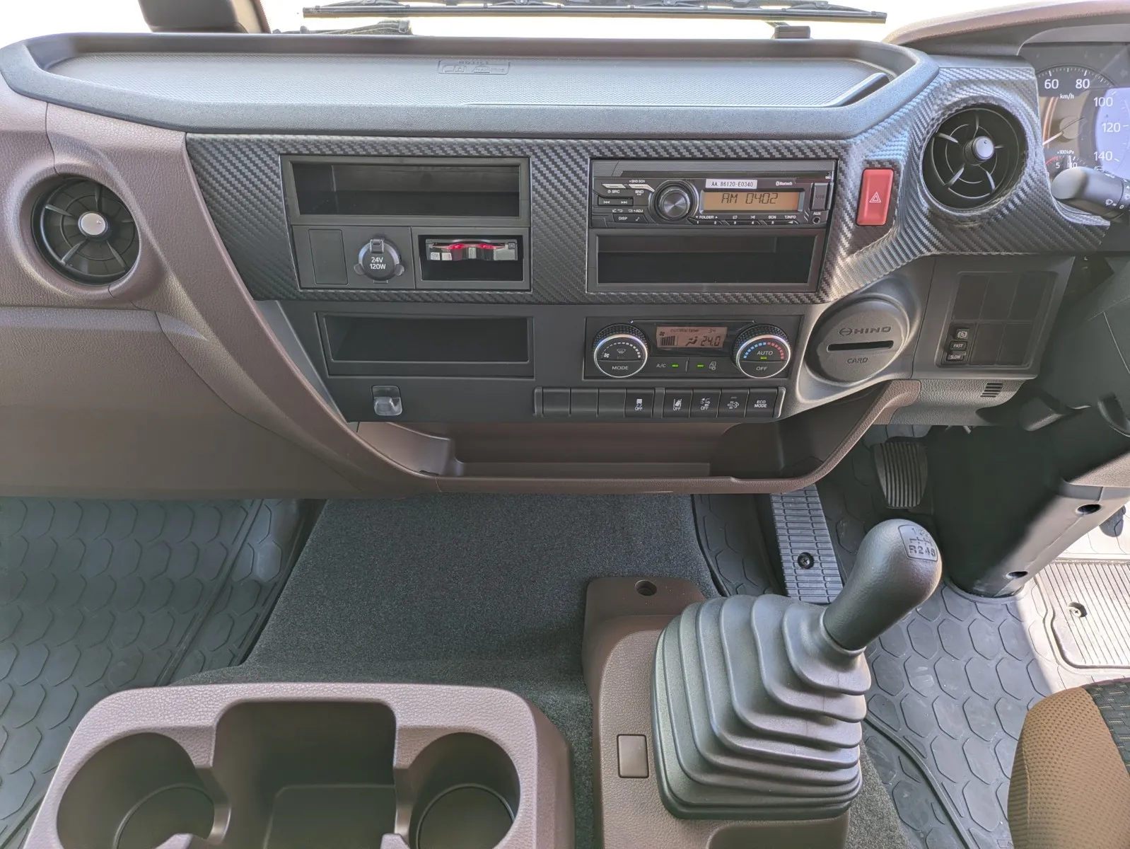 vehicle_image_20260806143706irByFtDZvy.webp