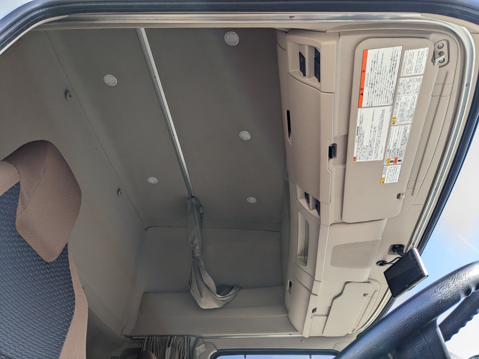 vehicle_image_20260129092920RVL00C9IaV.jpg