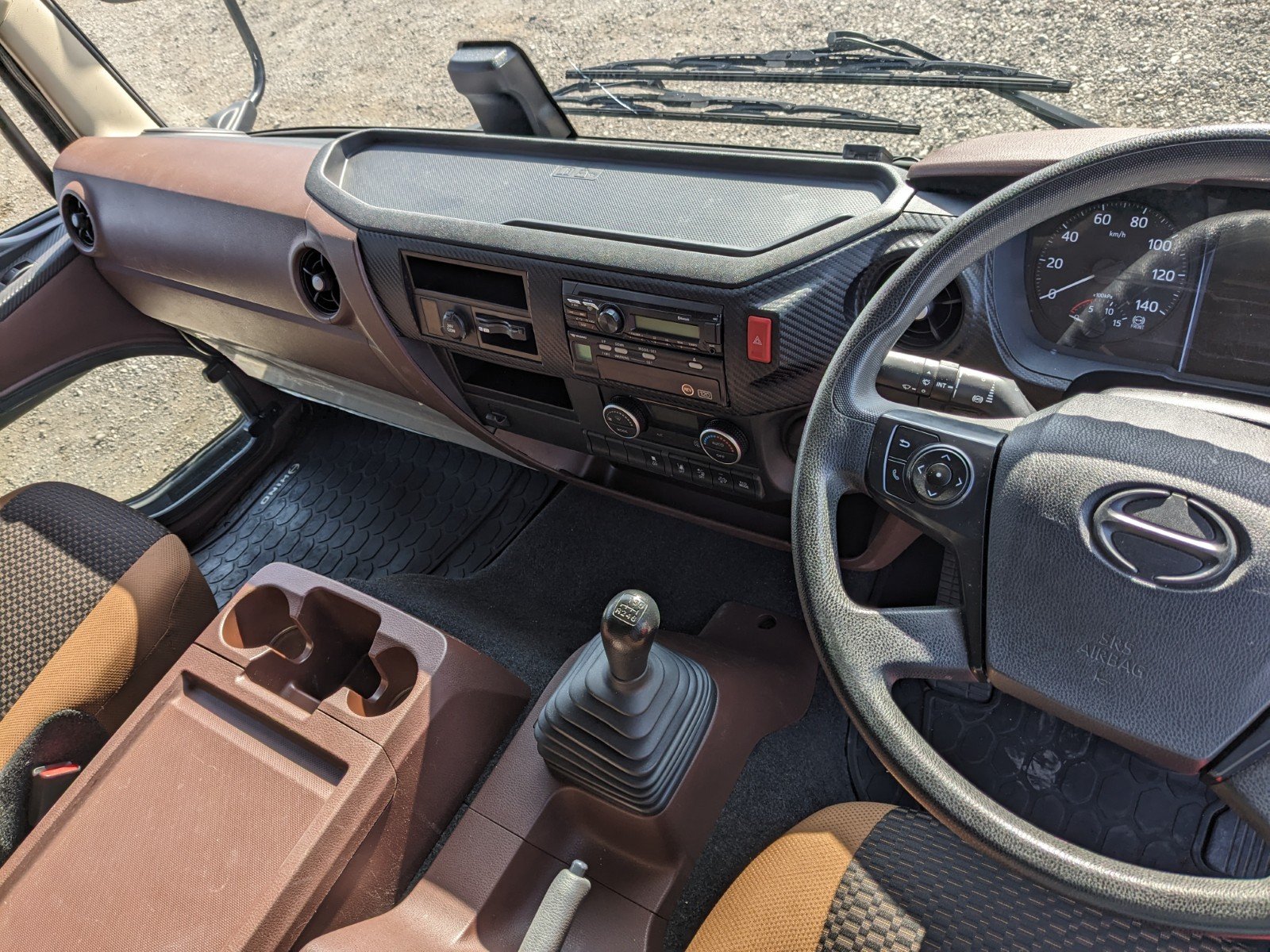 vehicle_image_20260129092920XEWSYOJ3Eq.jpg