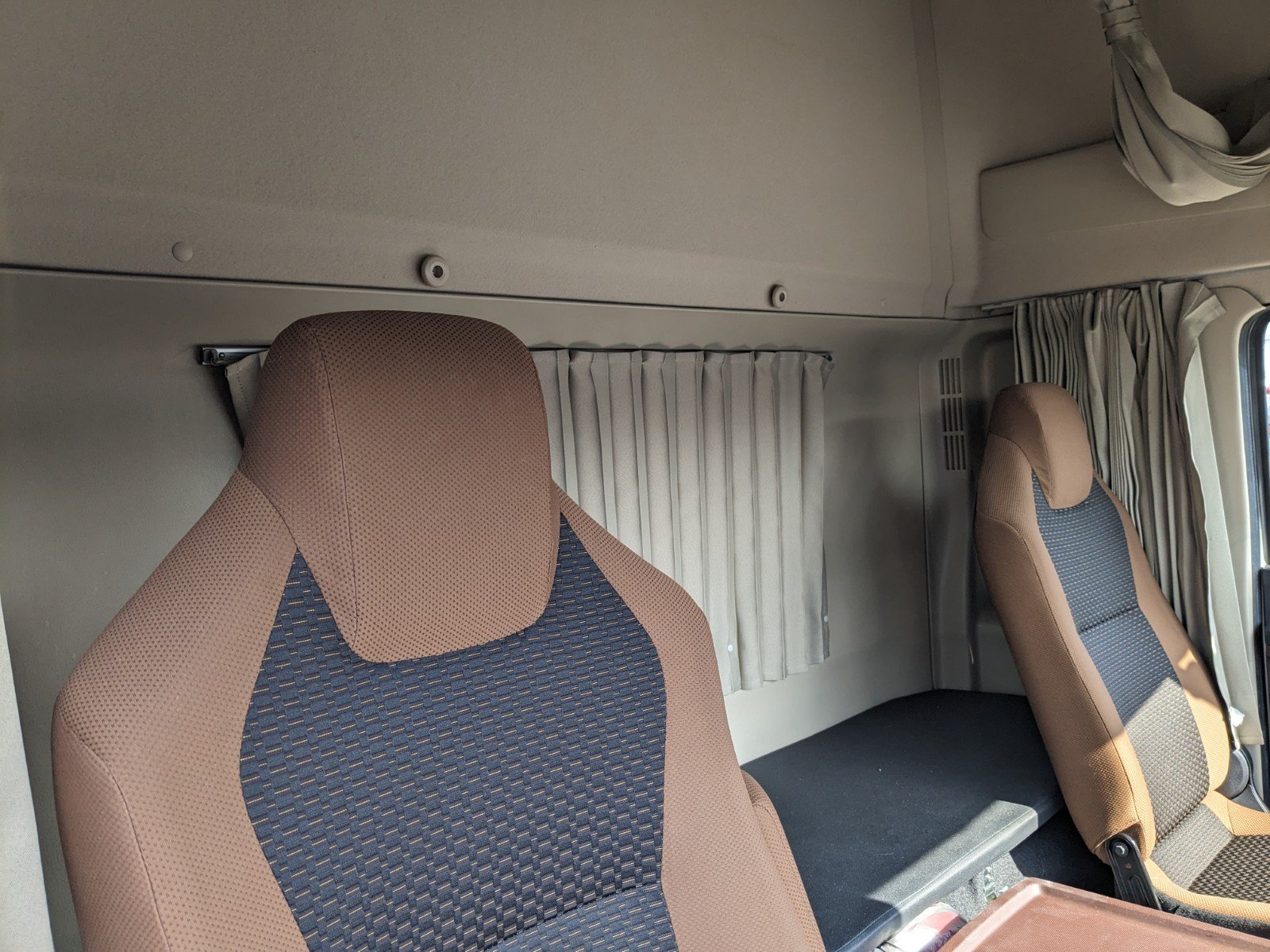 vehicle_image_20260129092920o5mOu4WEDy.jpg