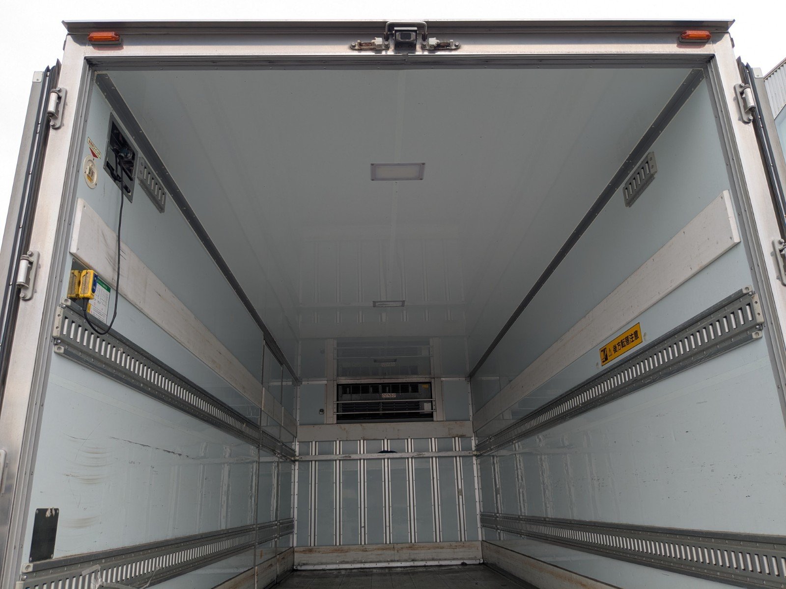 vehicle_image_20260420182524JEBqvd9oHo.jpg