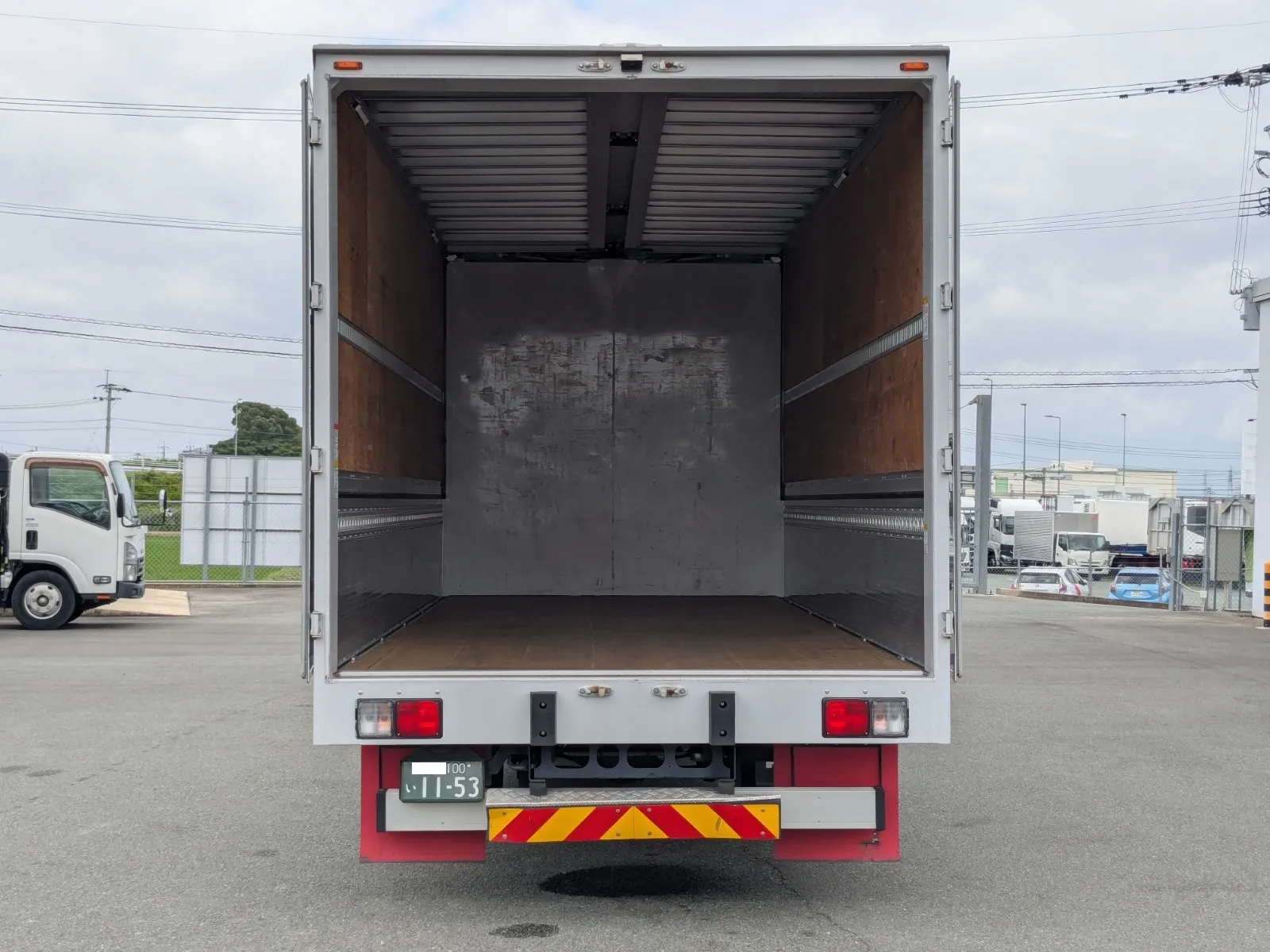 vehicle_image_20260716103832C7E90NYQ5Y.webp