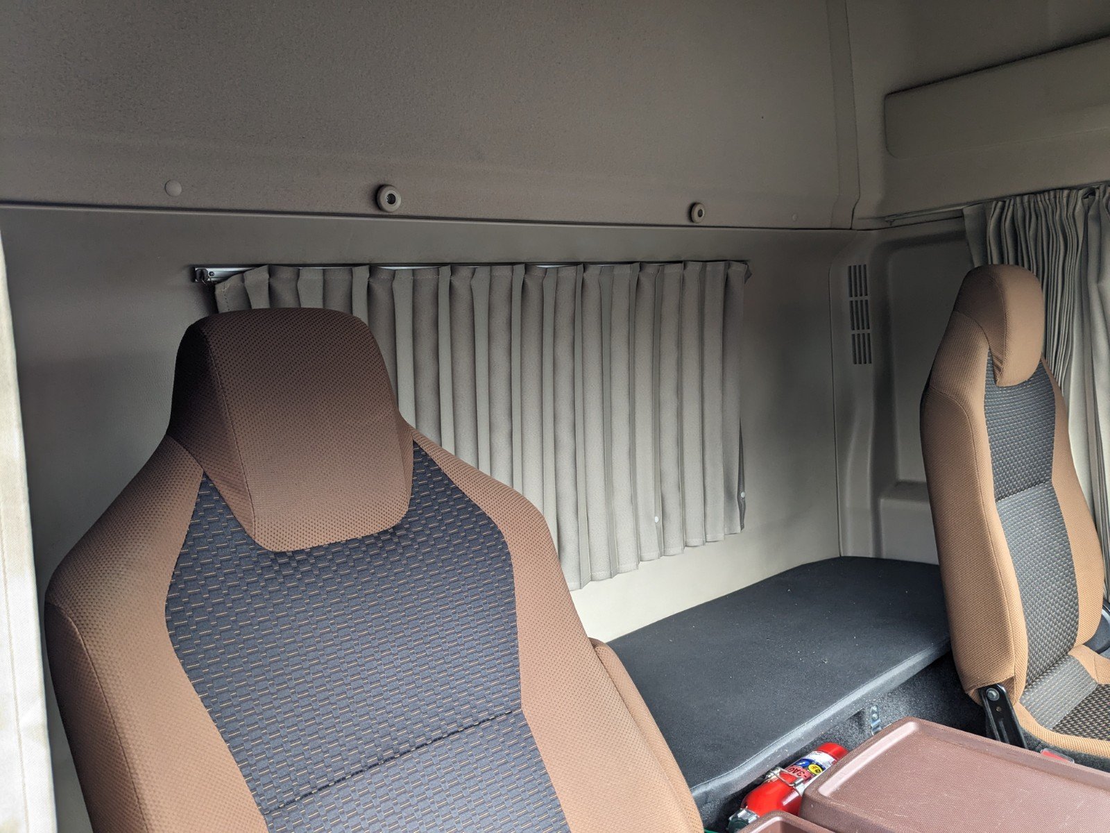 vehicle_image_202602130919028tBaUFomu6.jpg