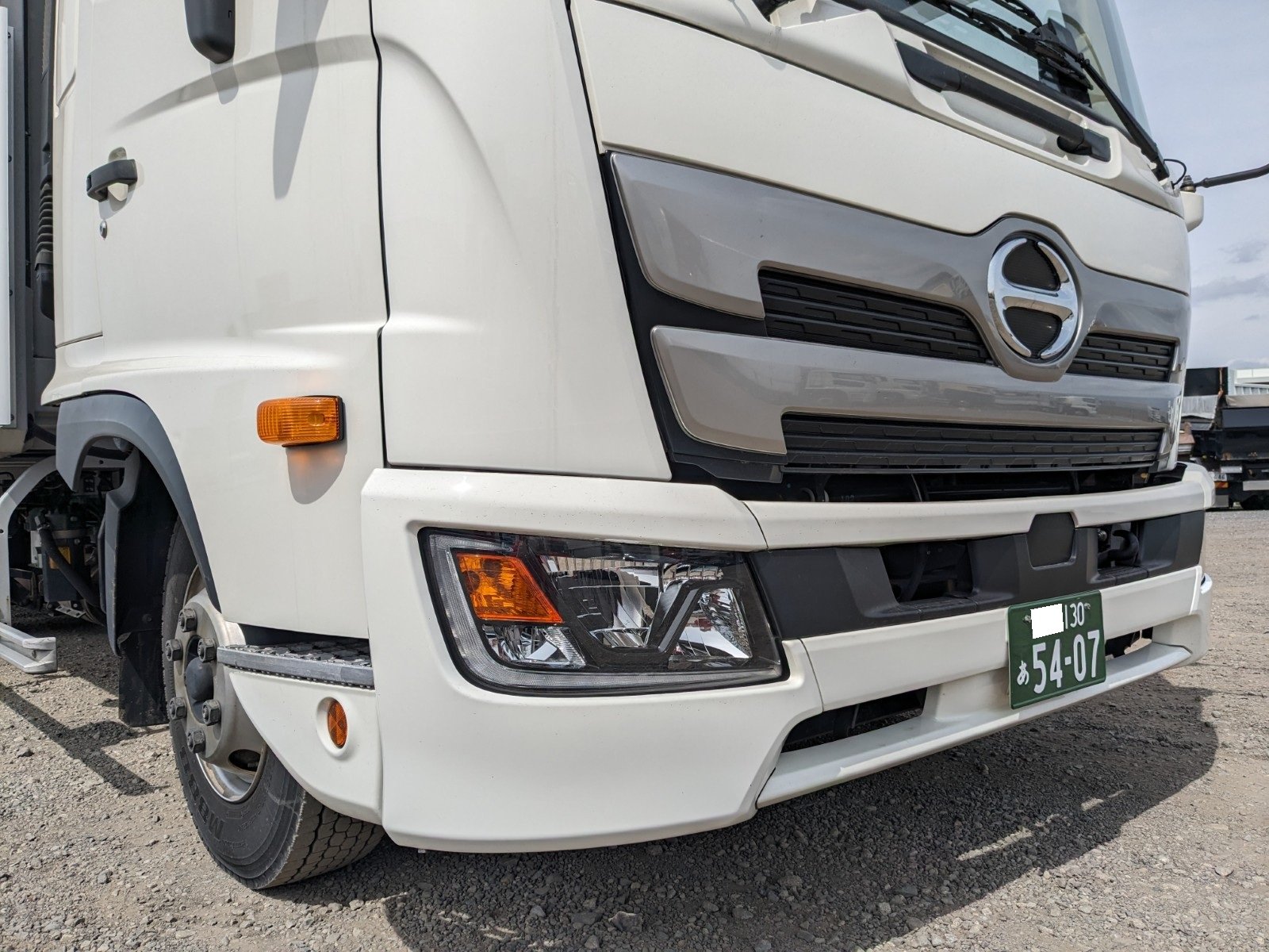 vehicle_image_20260410154018kZ8v571TtV.jpg