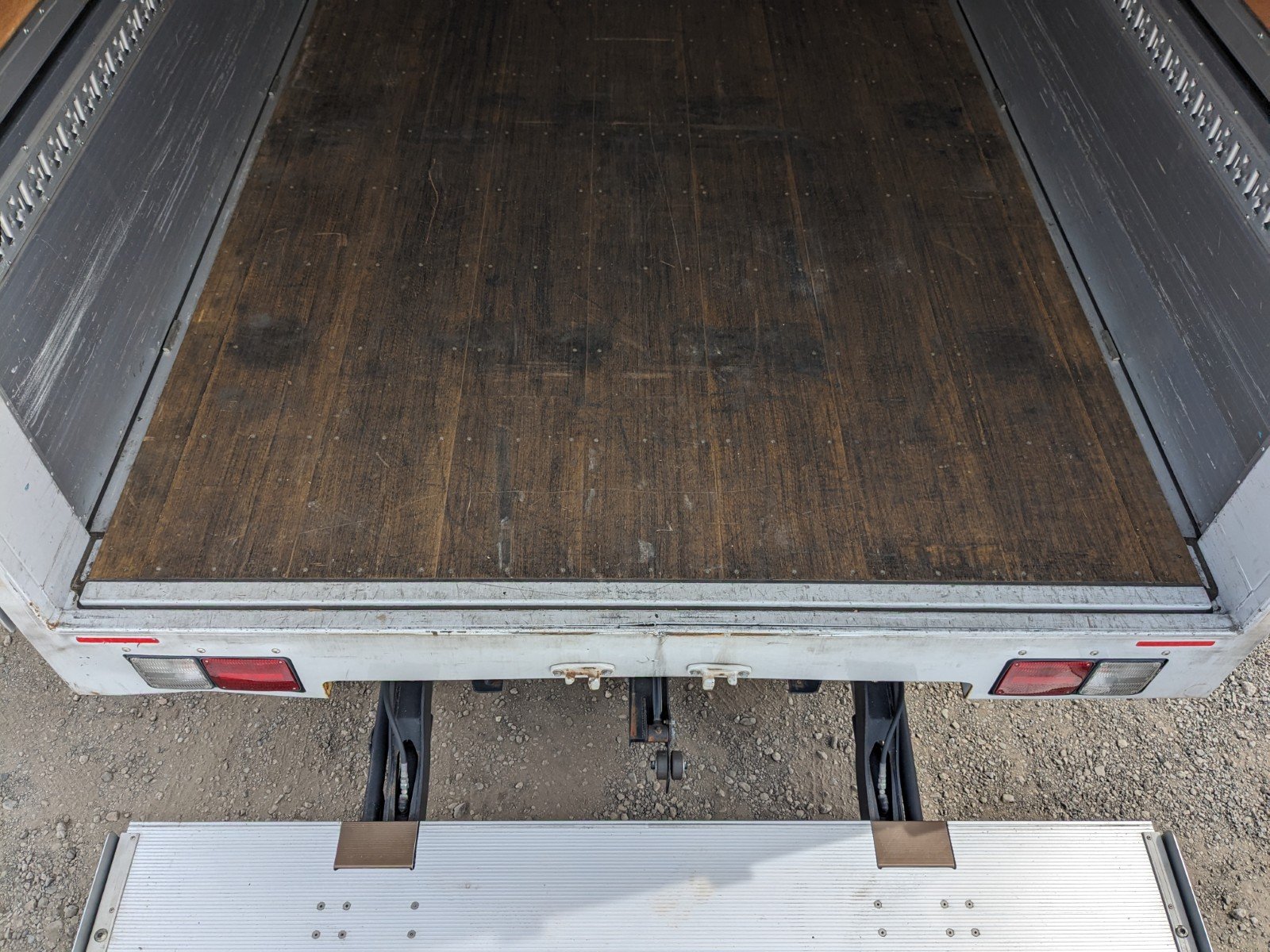 vehicle_image_20260410154018w2qFcw62Yh.jpg