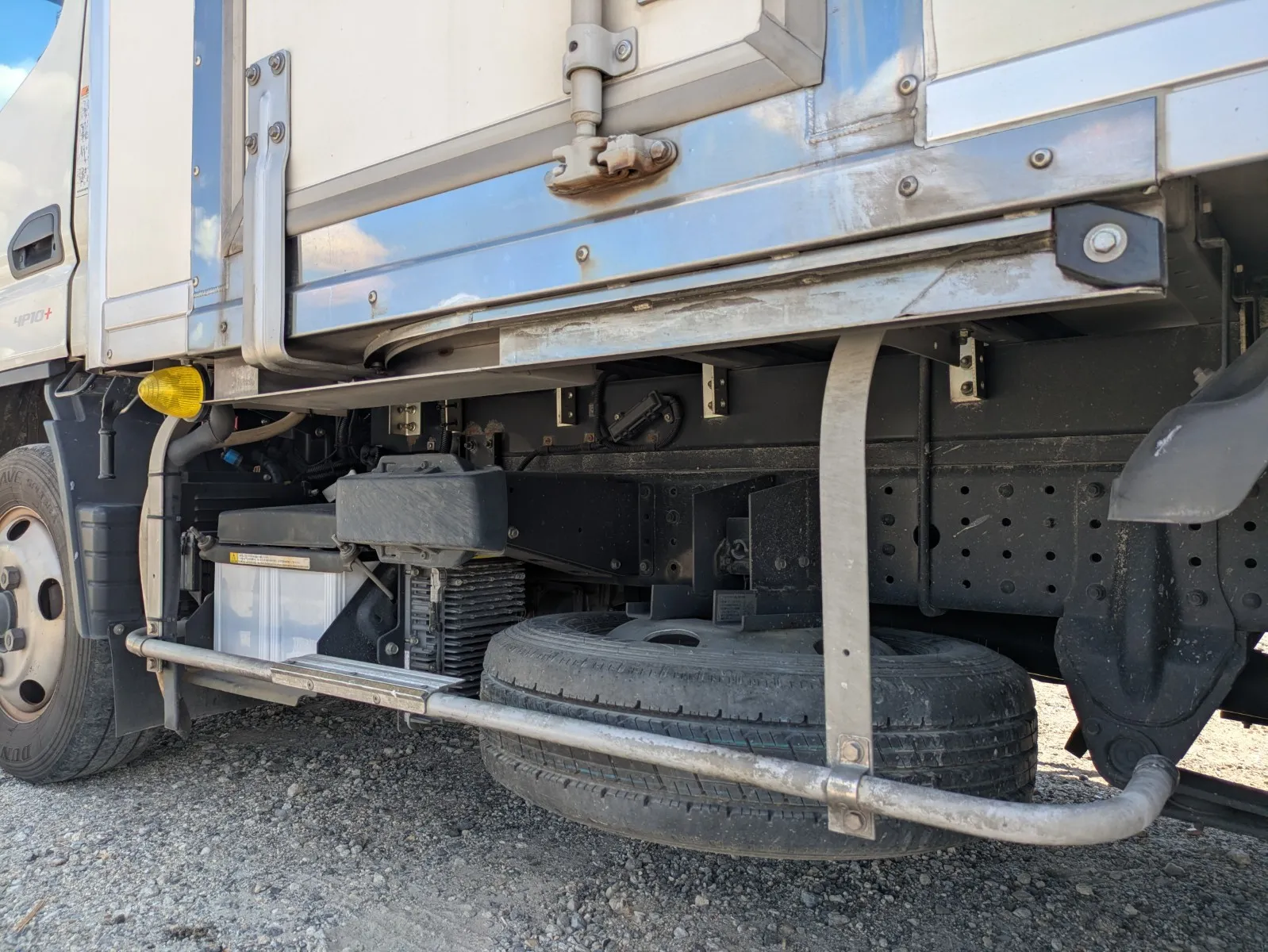 vehicle_image_20260806085840U4RrO30Yxn.webp