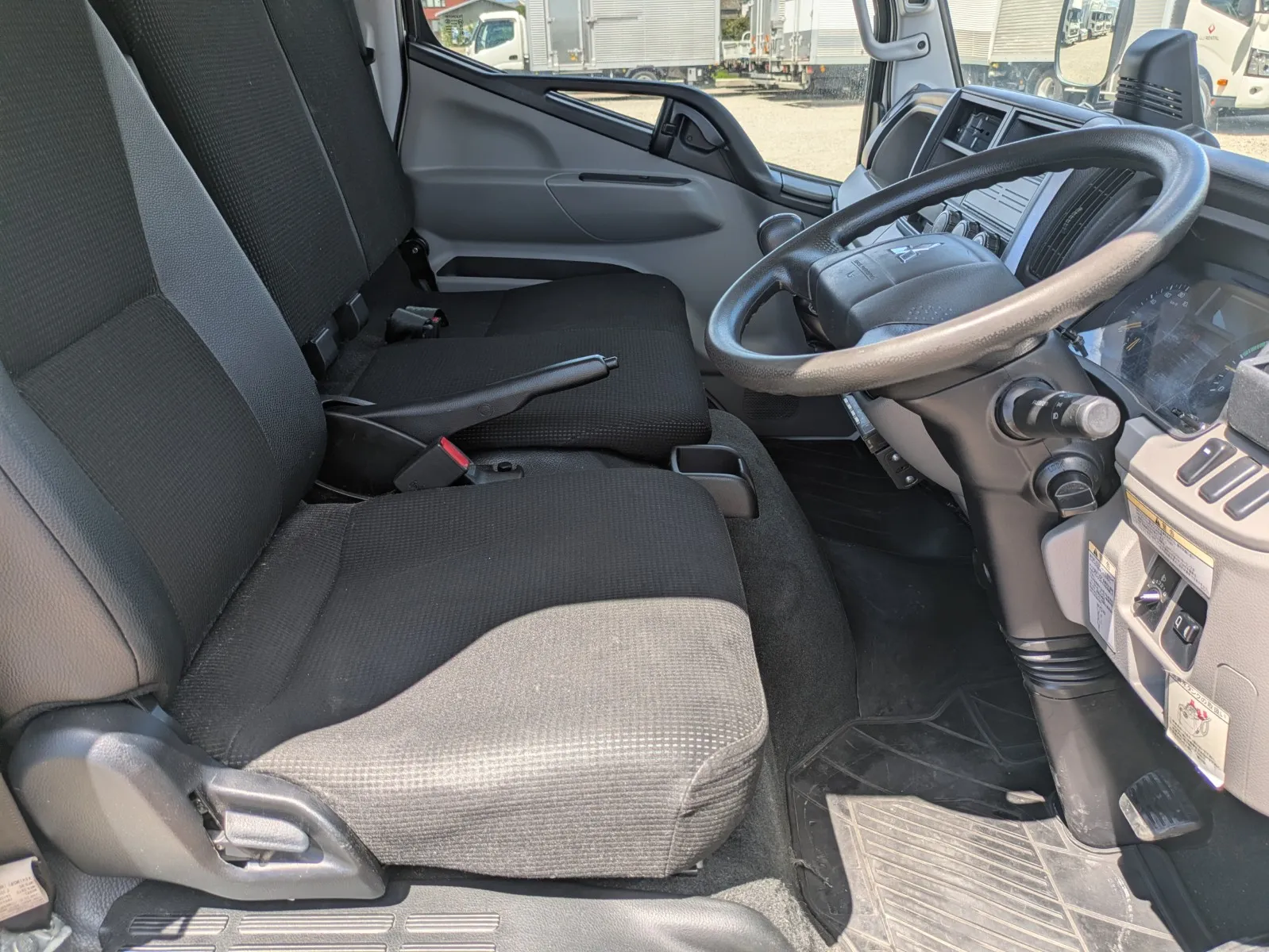 vehicle_image_20260806085843aIXA9AZlRx.webp