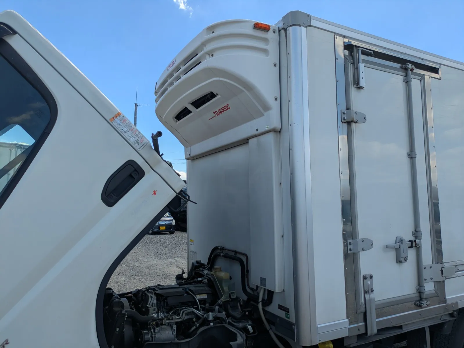 vehicle_image_20260806085846ahMKdGVlIl.webp