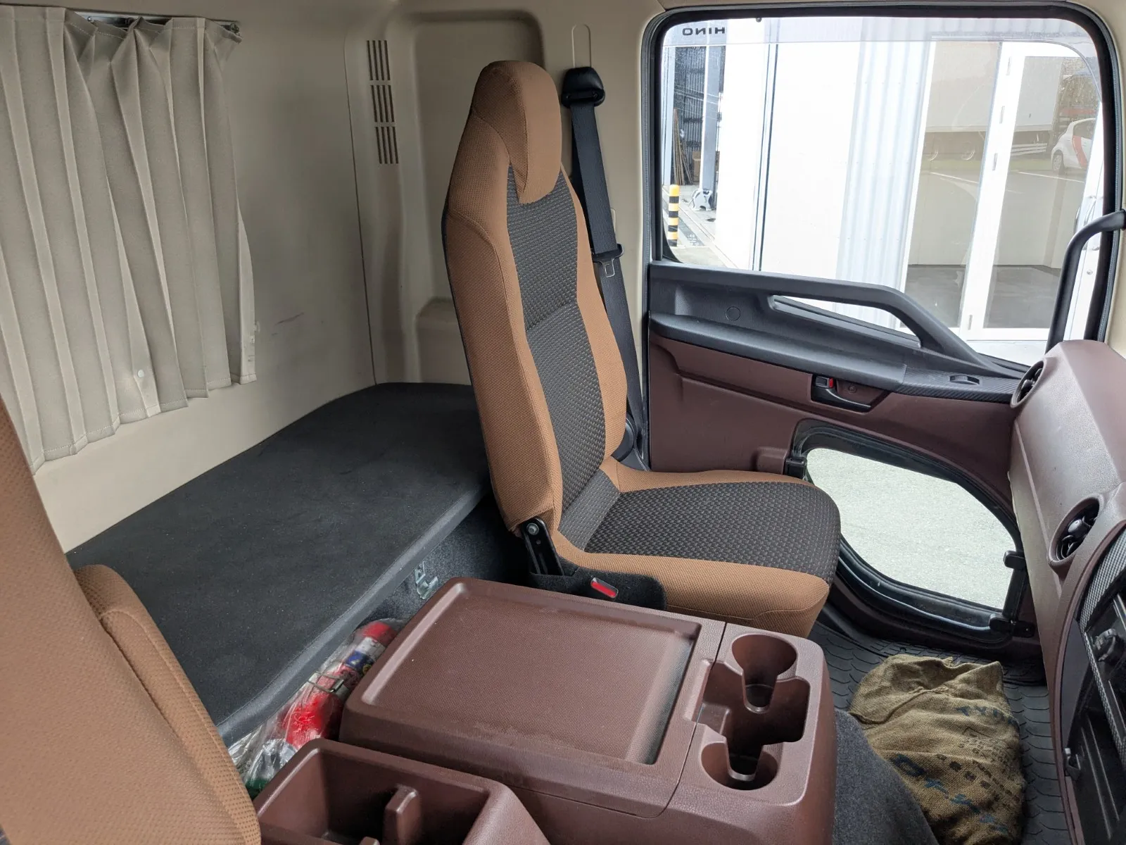 vehicle_image_202606191439064Nc6uijlJ5.webp