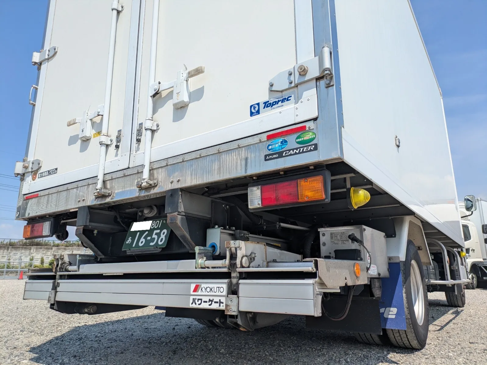 vehicle_image_20260730112617hQxjjQg8OO.webp