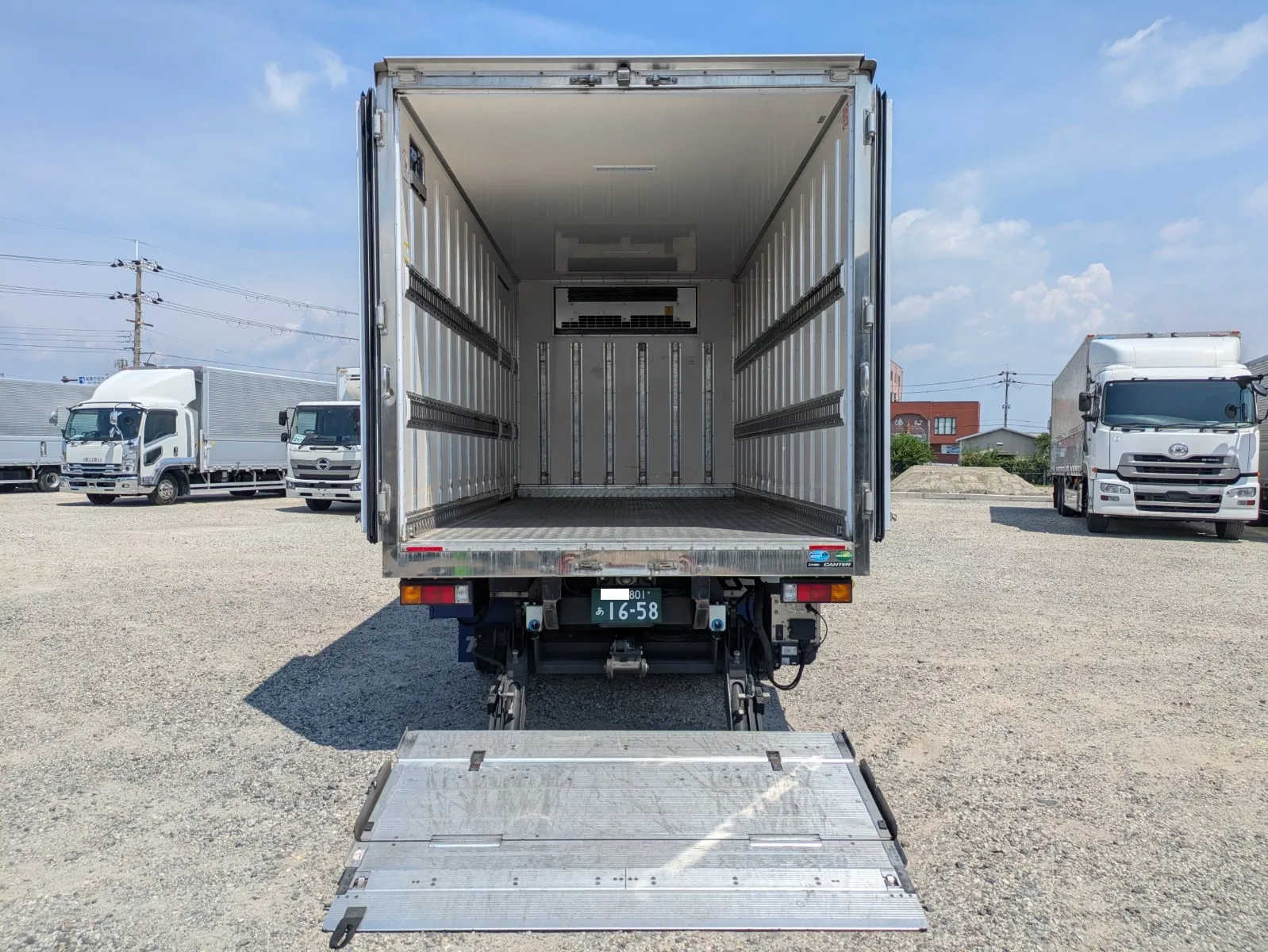 vehicle_image_20260730112618exsYBxRwDF.webp