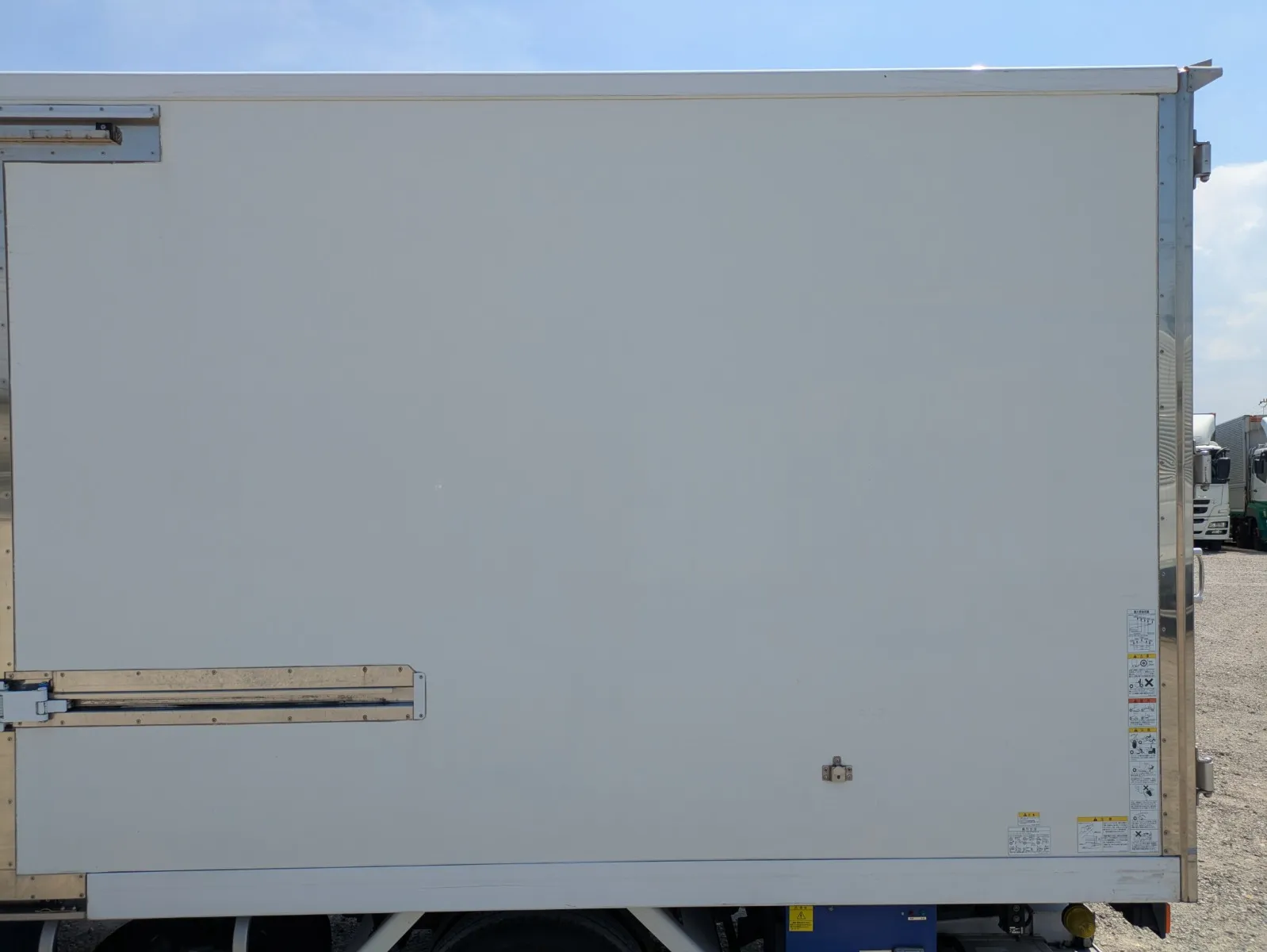 vehicle_image_20260730112625JQouTjNUtB.webp