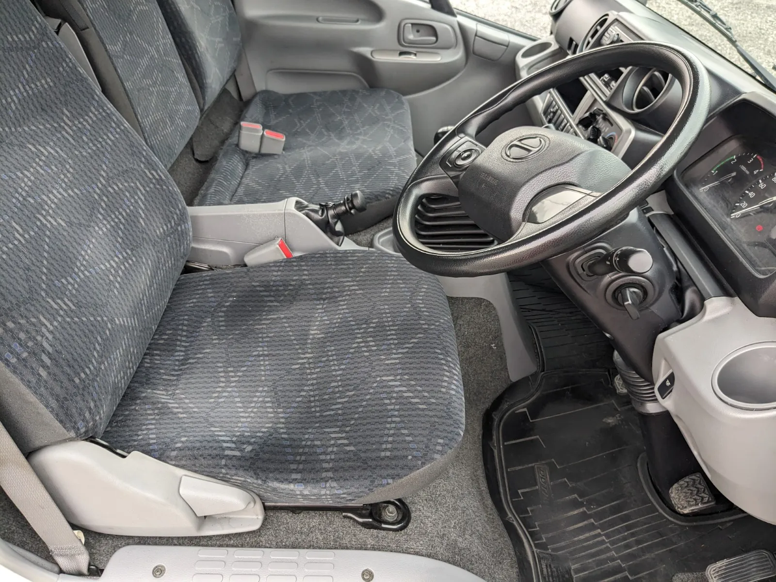 vehicle_image_20260721085509JRacmYNHQl.webp
