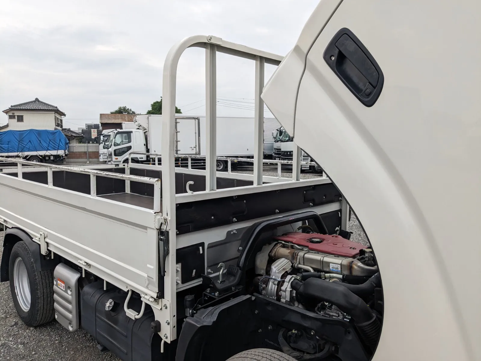 vehicle_image_20260721085513ThIyIsuHGq.webp