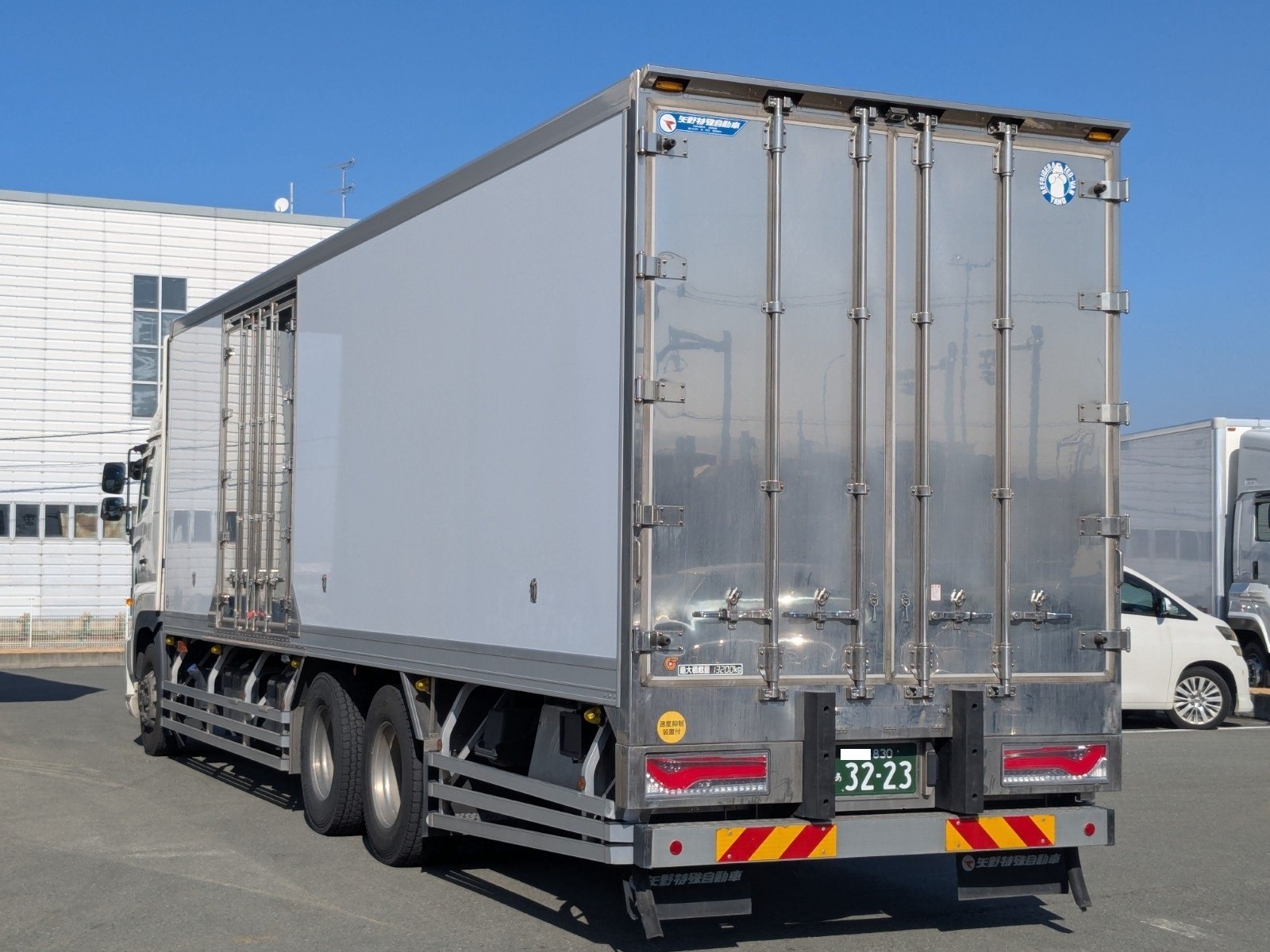 vehicle_image_20260119090602UXJ0NepJBt.jpg